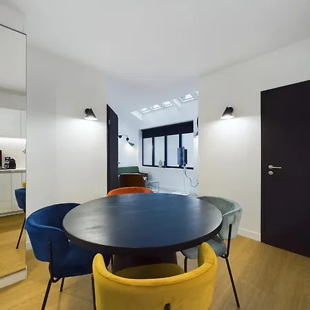 Loft Neuf Derriere La Cathedrale Апартаменты *